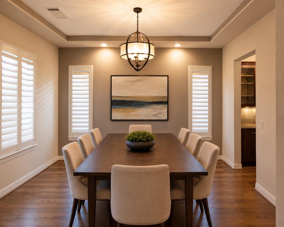 8908 Crestview