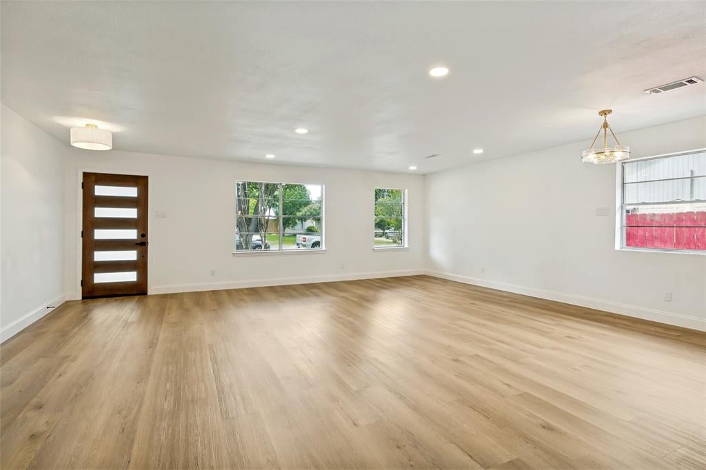 437 Summit Drive