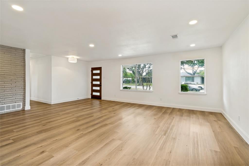 437 Summit Drive