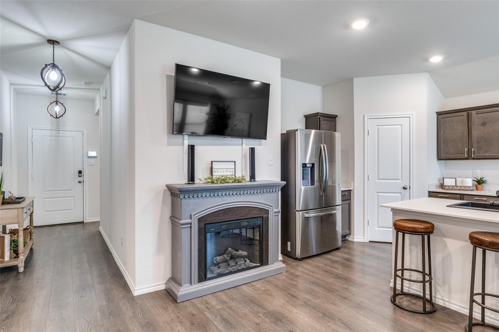 819 Twin Edge Drive