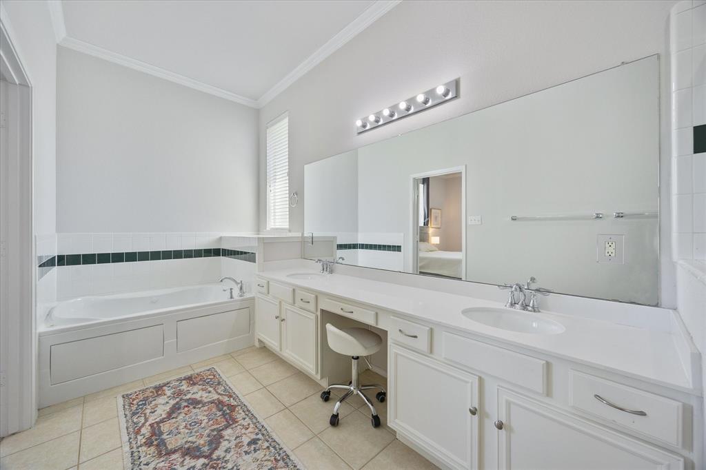 Lynden Park Estates Ph 4 - Residential