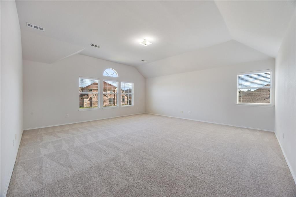 Lynden Park Estates Ph 4 - Residential