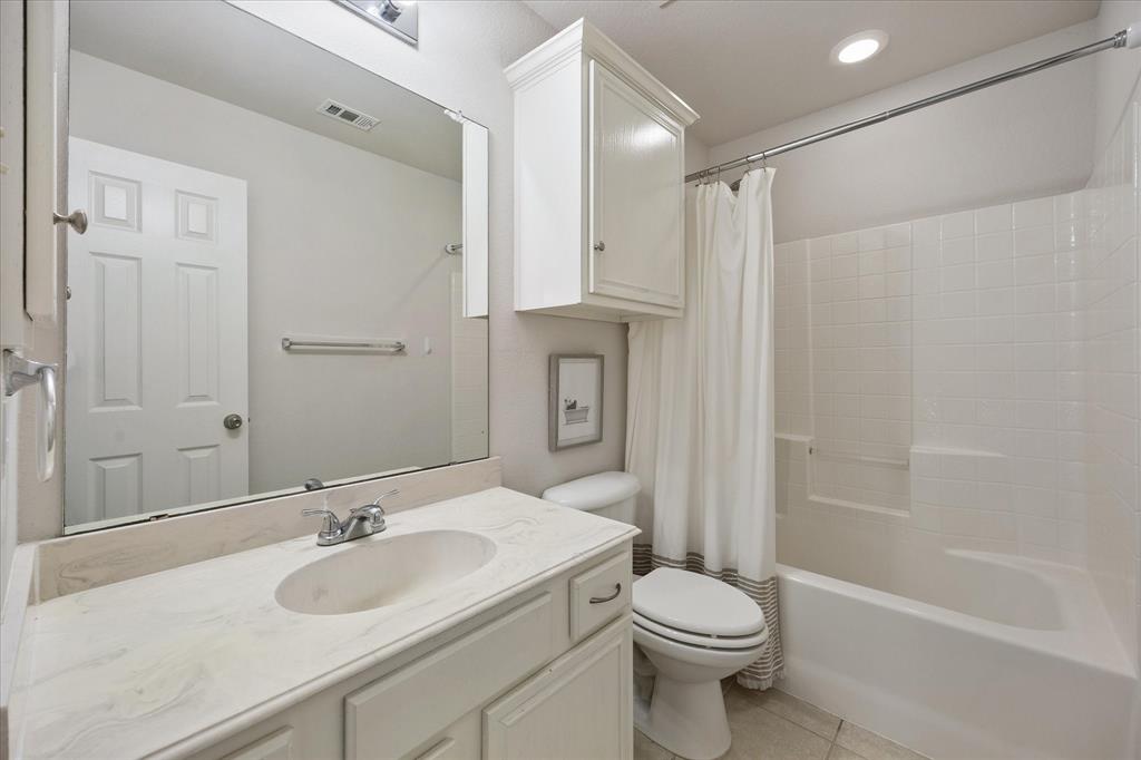 Lynden Park Estates Ph 4 - Residential