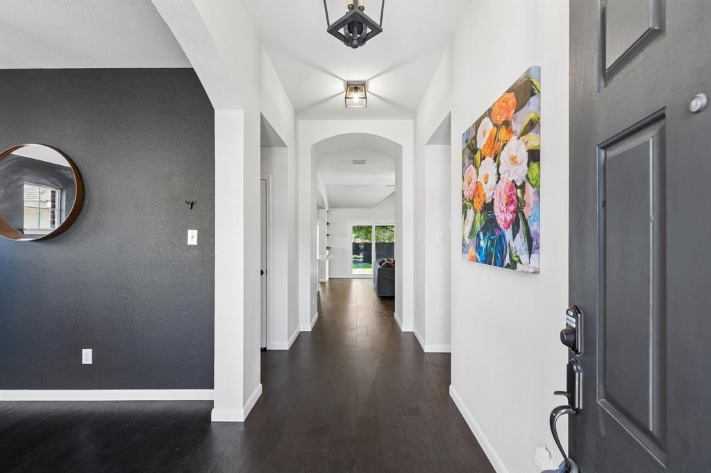 1592 Mahogany Drive