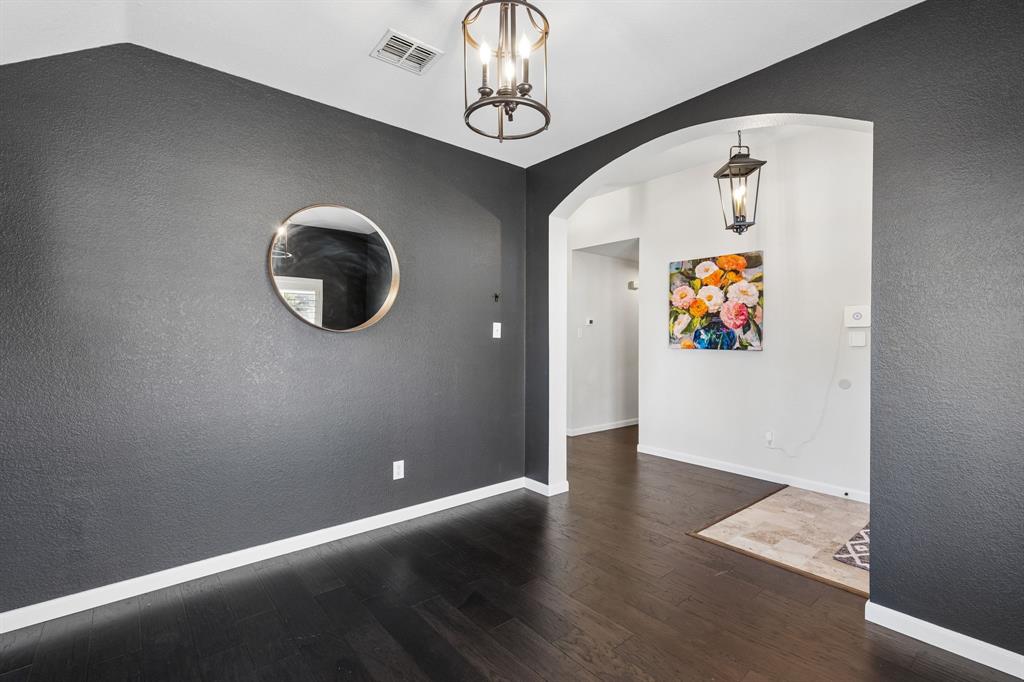 1592 Mahogany Drive