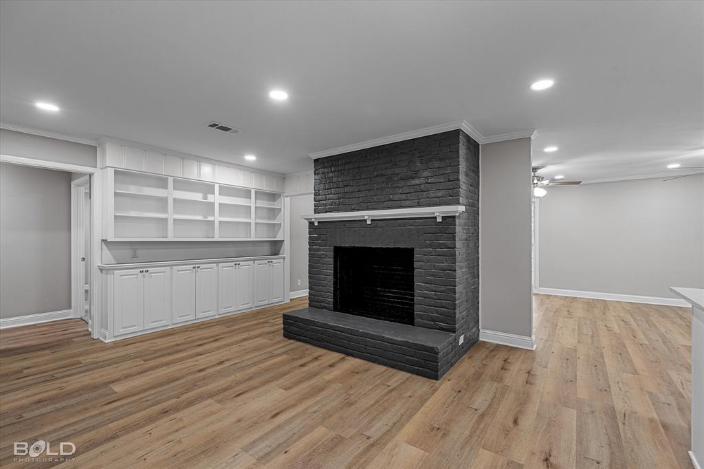 Shreveport, Louisiana 71106, United States, 5 Bedrooms Bedrooms, ,4 BathroomsBathrooms,Residential,Active,237874