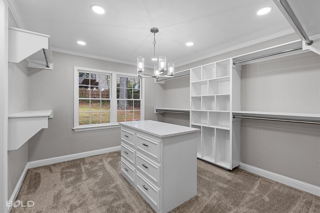 Shreveport, Louisiana 71106, United States, 5 Bedrooms Bedrooms, ,4 BathroomsBathrooms,Residential,Active,237874