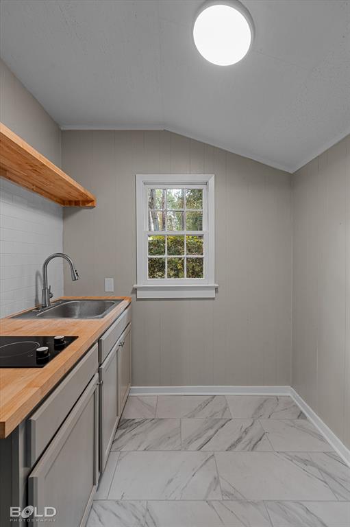 Shreveport, Louisiana 71106, United States, 5 Bedrooms Bedrooms, ,4 BathroomsBathrooms,Residential,Active,237874