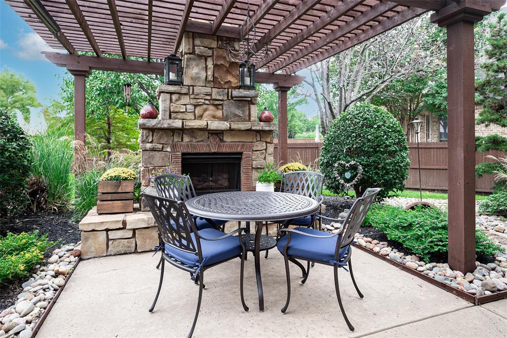 Keller, Texas 76248, United States, 5 Bedrooms Bedrooms, ,5 BathroomsBathrooms,Residential,Pending,42284