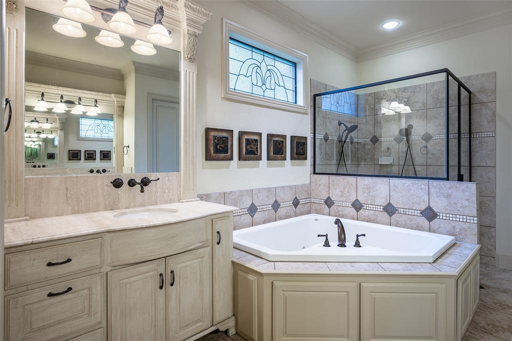 Keller, Texas 76248, United States, 5 Bedrooms Bedrooms, ,5 BathroomsBathrooms,Residential,Pending,42284