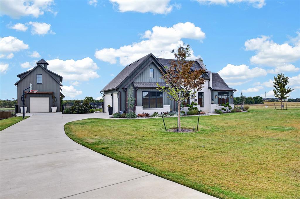 210 Low Bird Lane