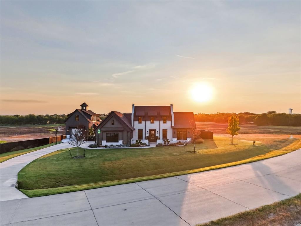 210 Low Bird Lane