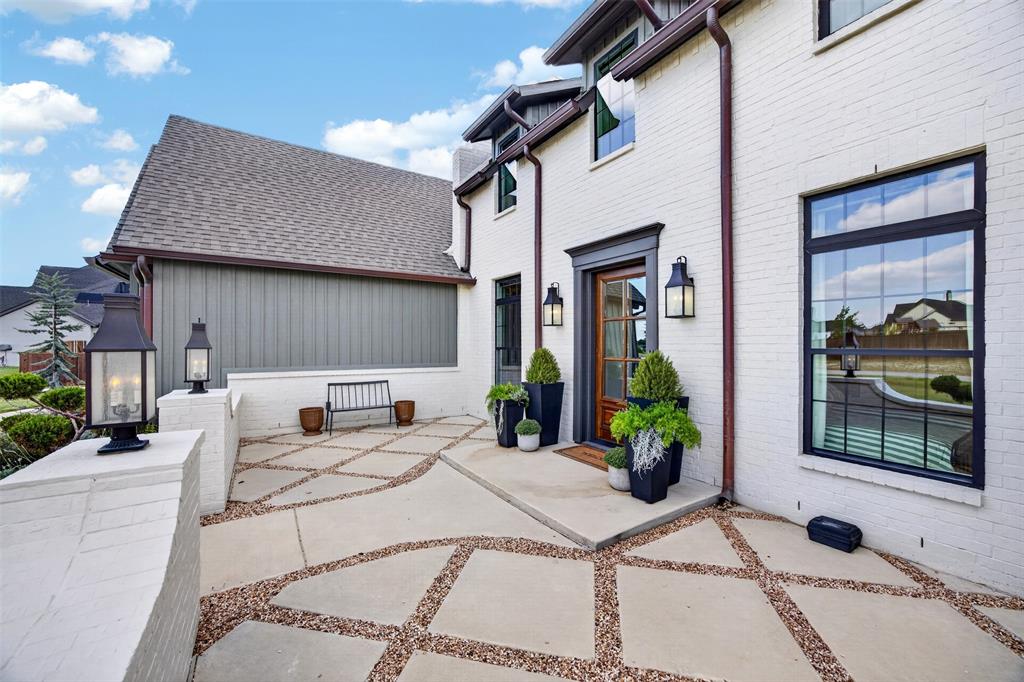 210 Low Bird Lane