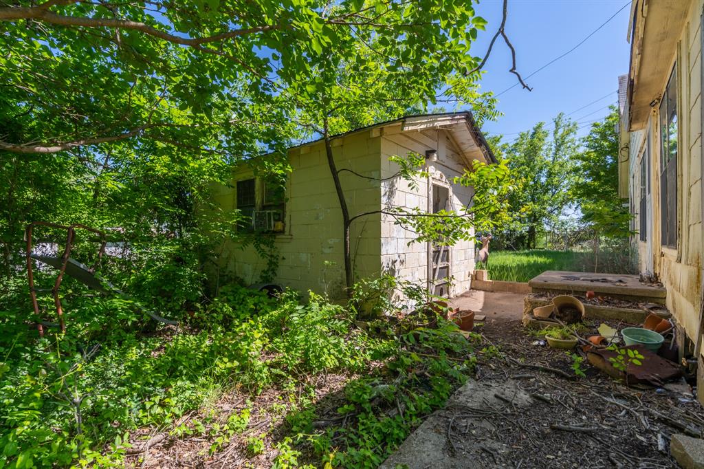 R W Wade - Residential