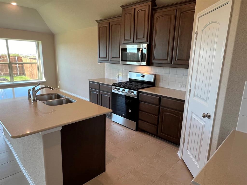 Chisholm Hills Add - Residential Lease