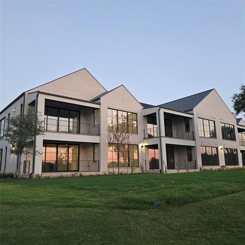 350 O' Connor Ridge Boulevard 13 Irving TX 75038