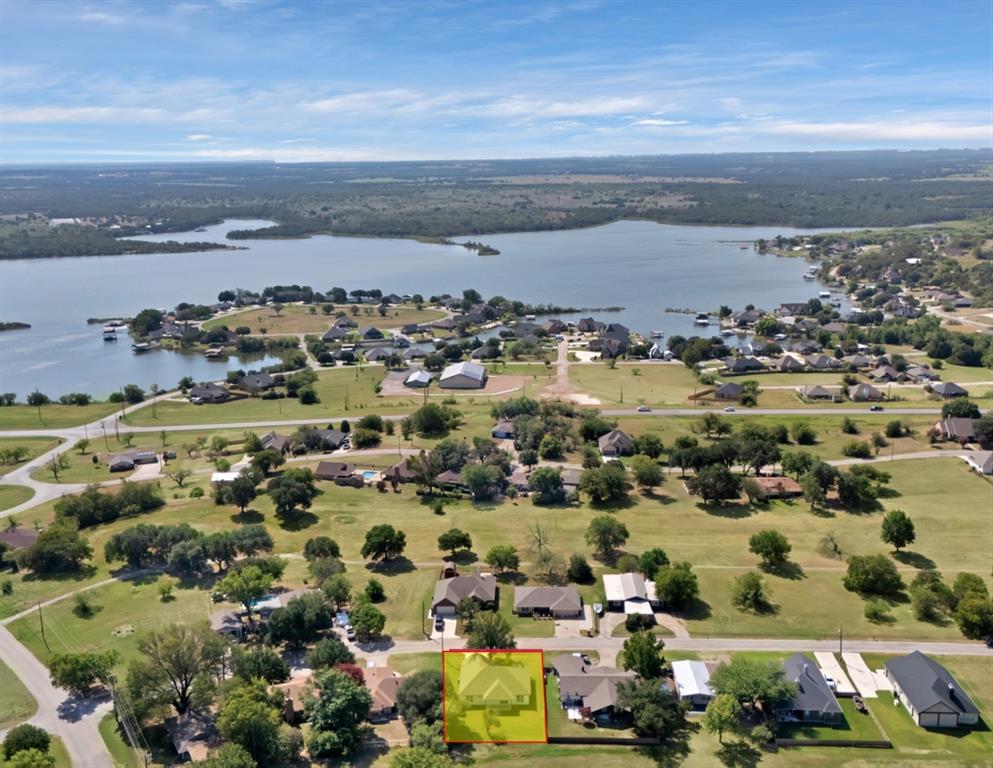 206 Lakeview Drive