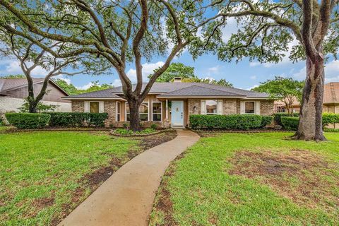 Photo of 2609 Winfield Drive, Plano, TX 75023 (MLS # 21245012)