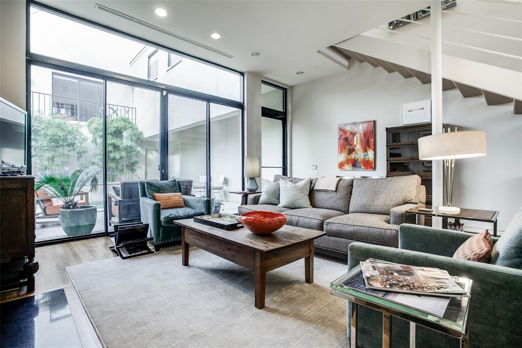 Preston Place 02 - Residential Lease