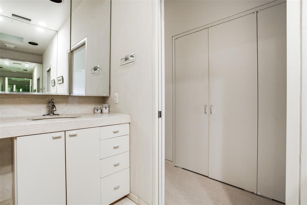 Preston Place 02 - Residential Lease