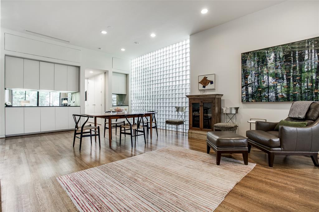 Preston Place 02 - Residential Lease