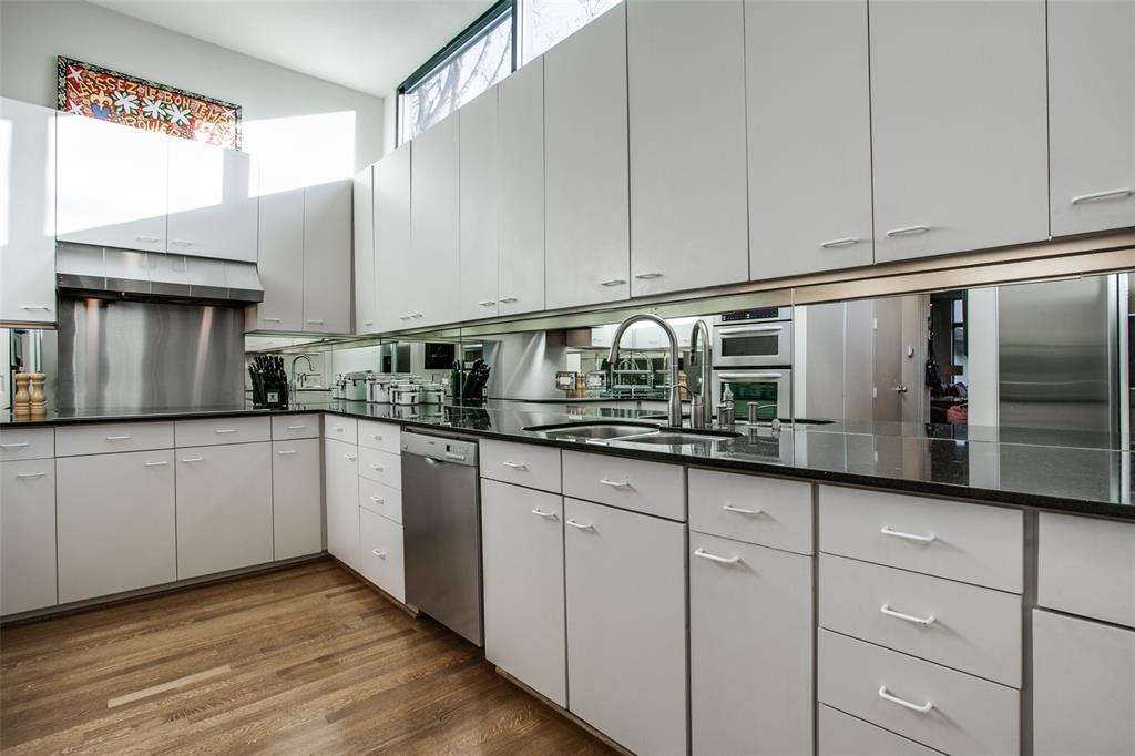 Preston Place 02 - Residential Lease