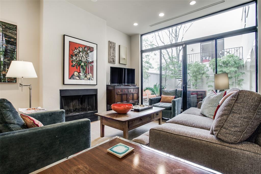 Preston Place 02 - Residential Lease