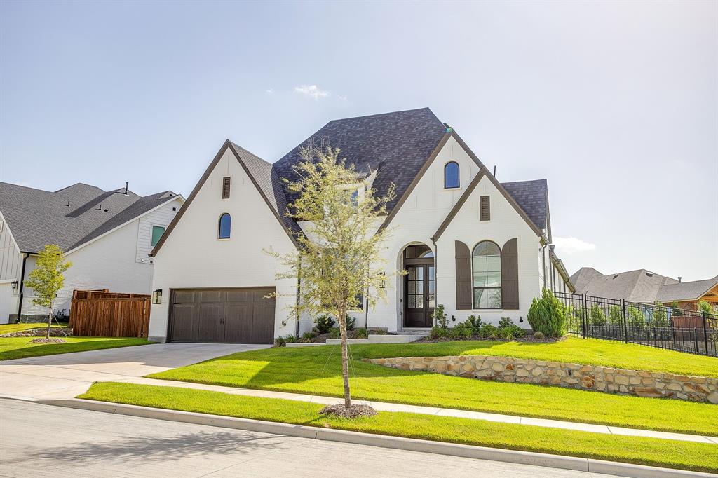2137 Rolling Oaks Drive