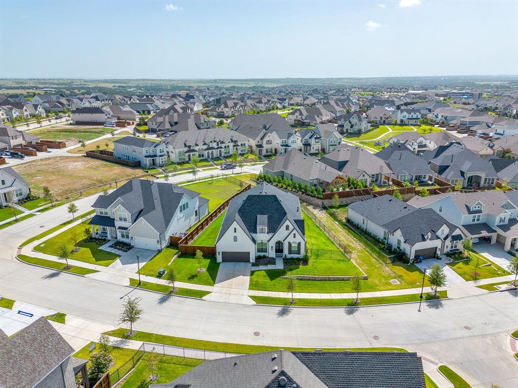 2137 Rolling Oaks Drive