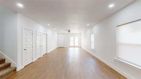 Tiny photo for 1615 Poplar Street, Dallas, TX 75215 (MLS # 21101093)