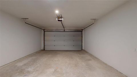 Tiny photo for 1615 Poplar Street, Dallas, TX 75215 (MLS # 21101093)