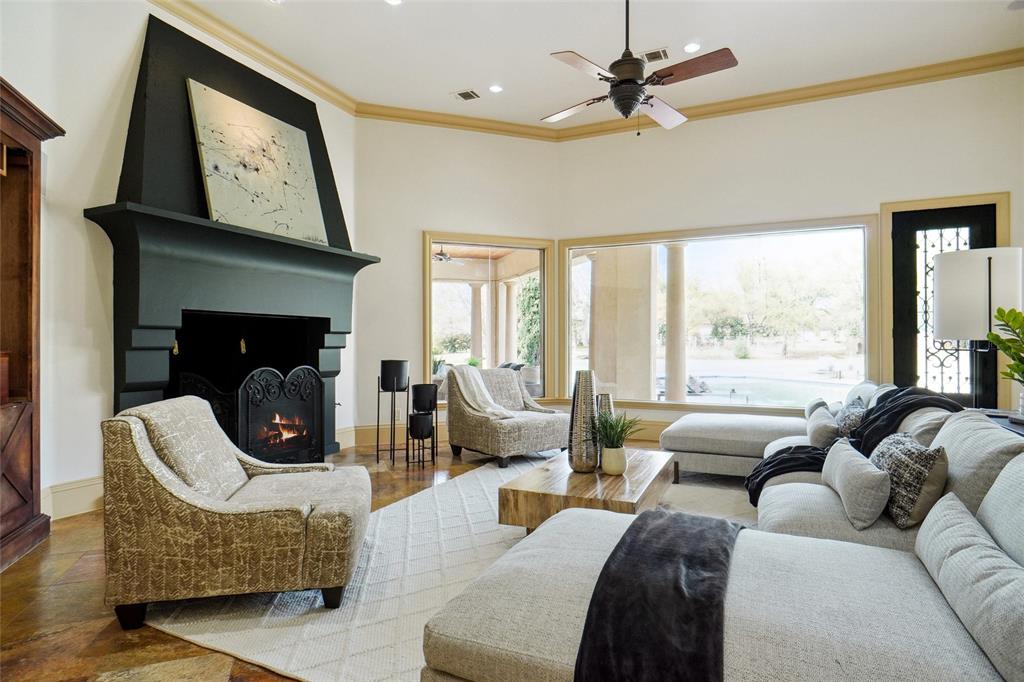 Chateau Du Lac Ph I - Residential