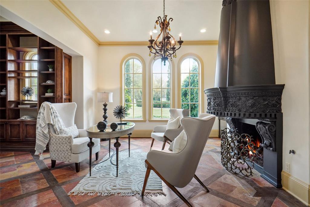 Chateau Du Lac Ph I - Residential