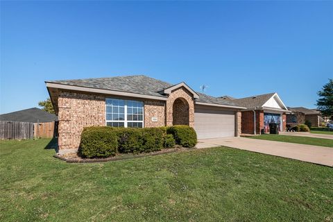 Photo of 1424 Jacksons Run, Greenville, TX 75402 (MLS # 21108746)