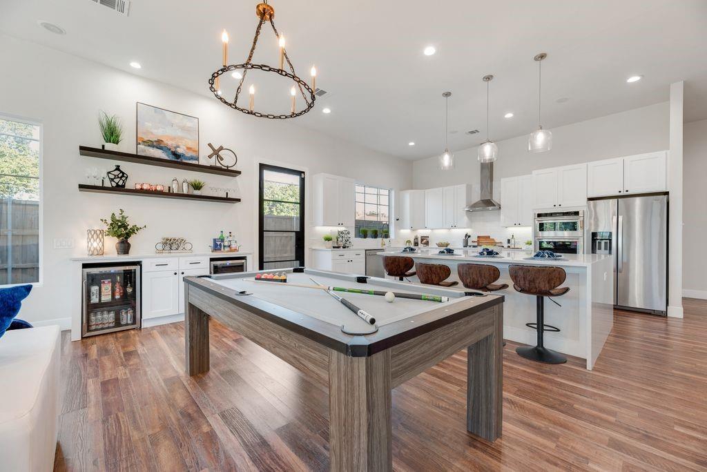 Victory Gardens - Residential