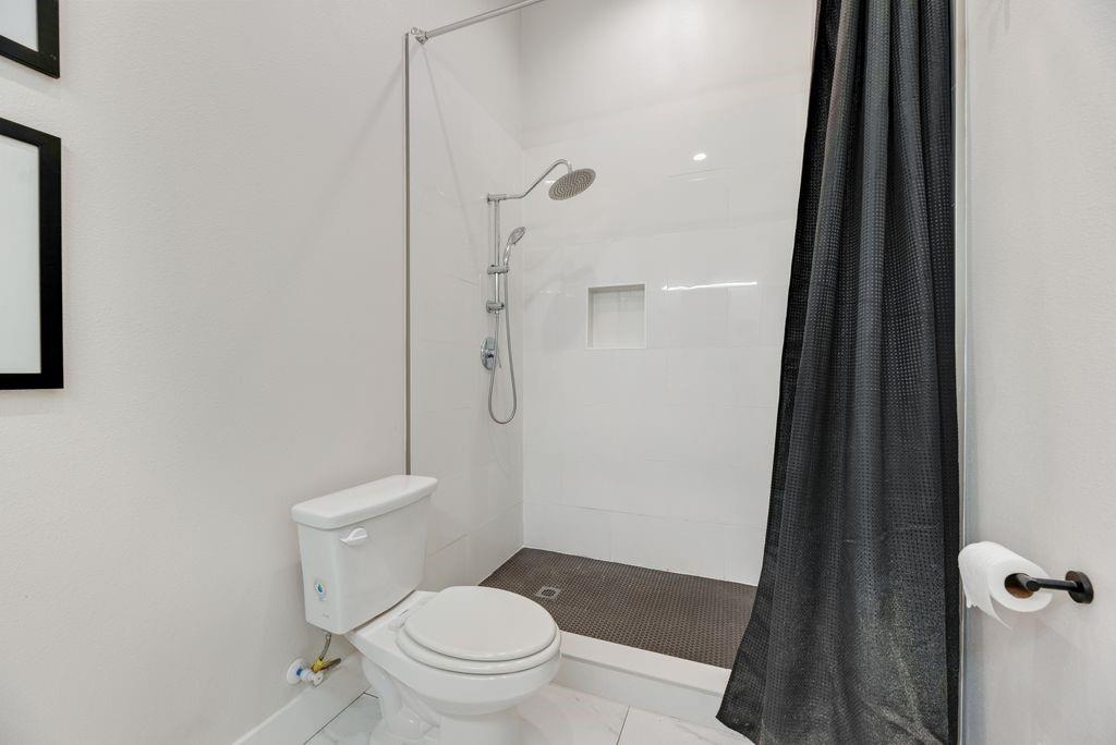 Victory Gardens - Residential