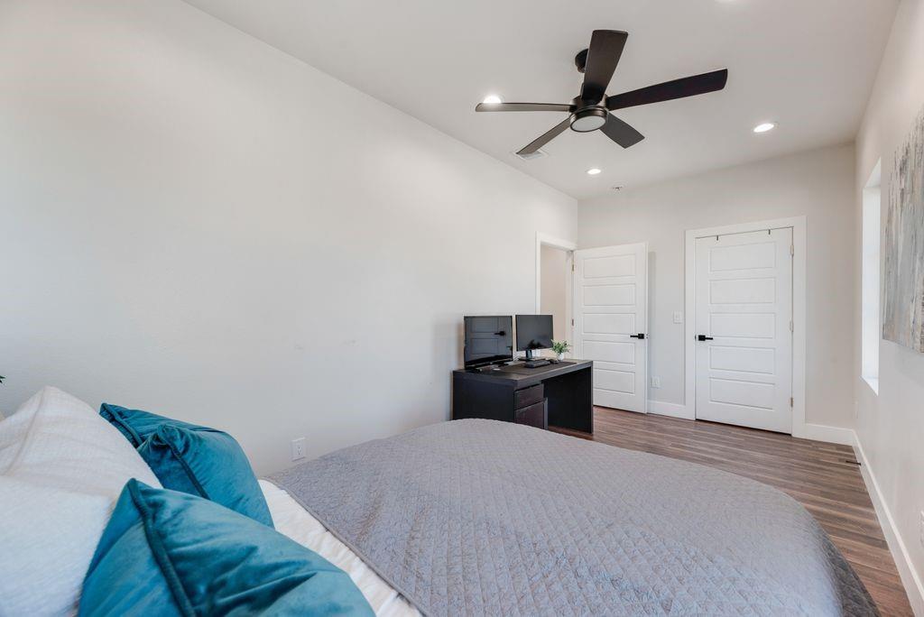 Victory Gardens - Residential