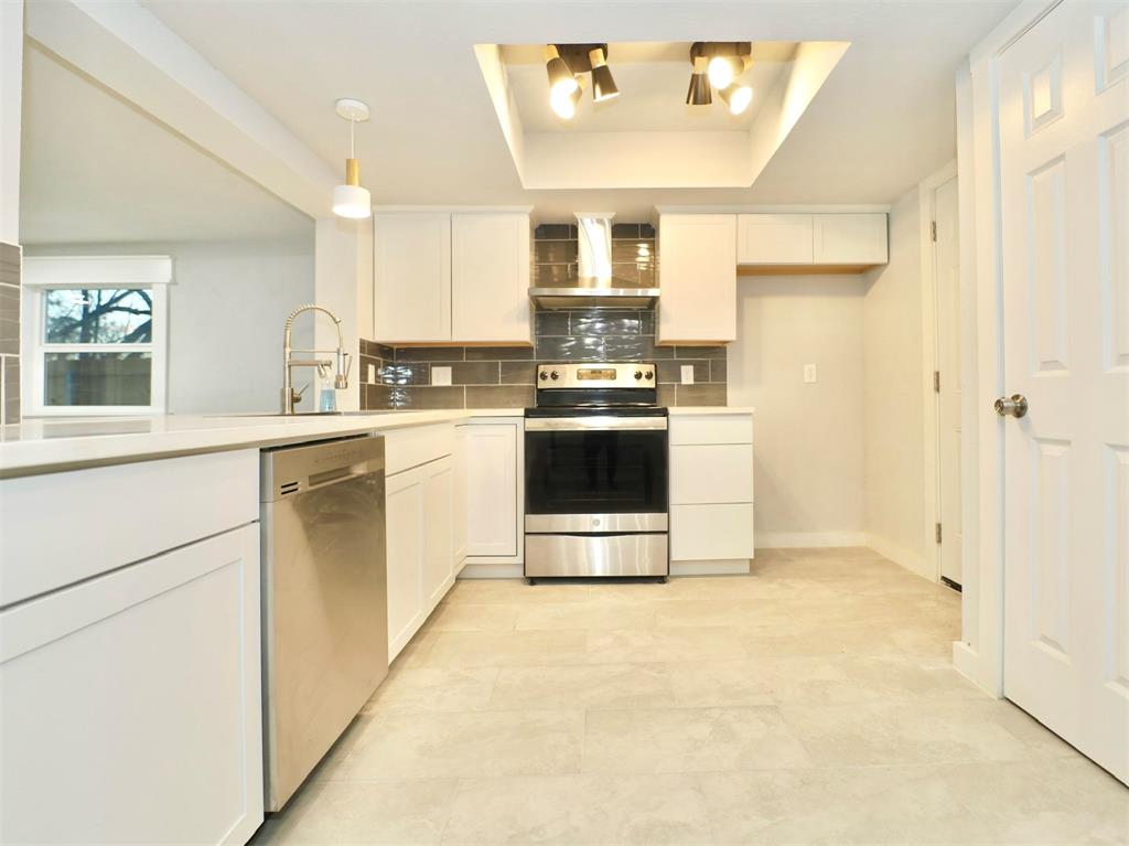 New World 4 - Residential