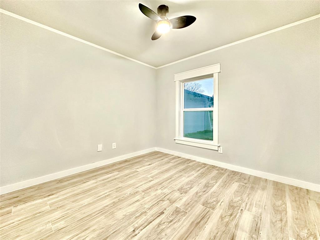 New World 4 - Residential