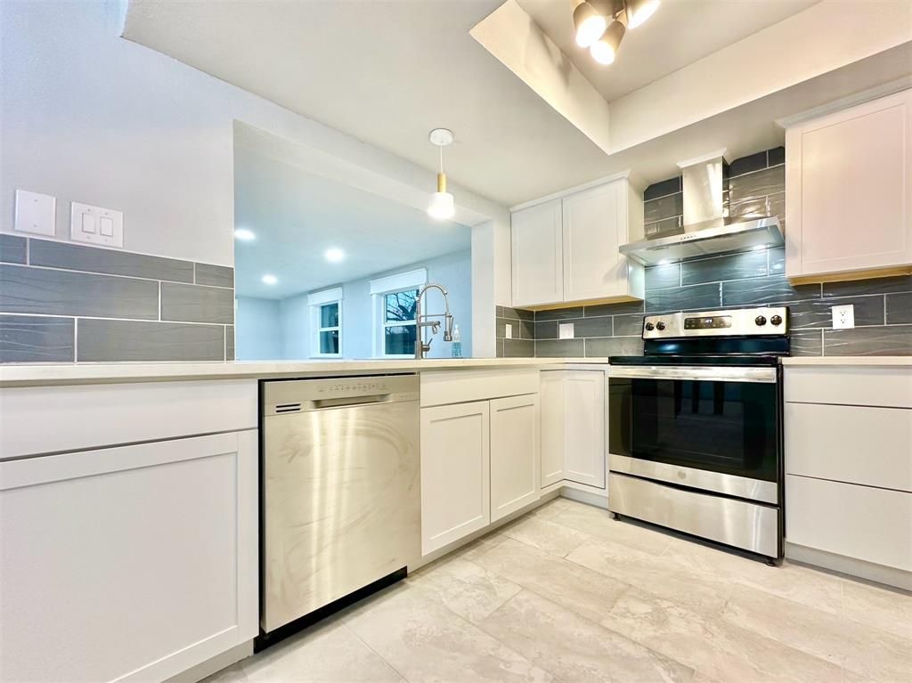 New World 4 - Residential