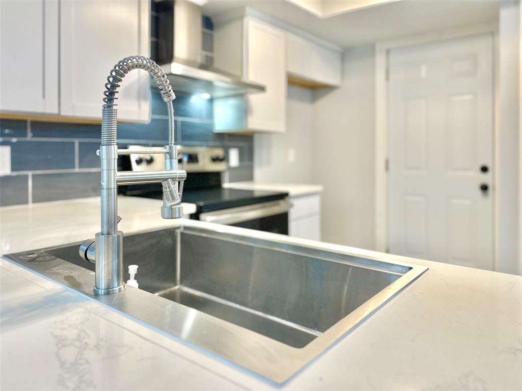 New World 4 - Residential