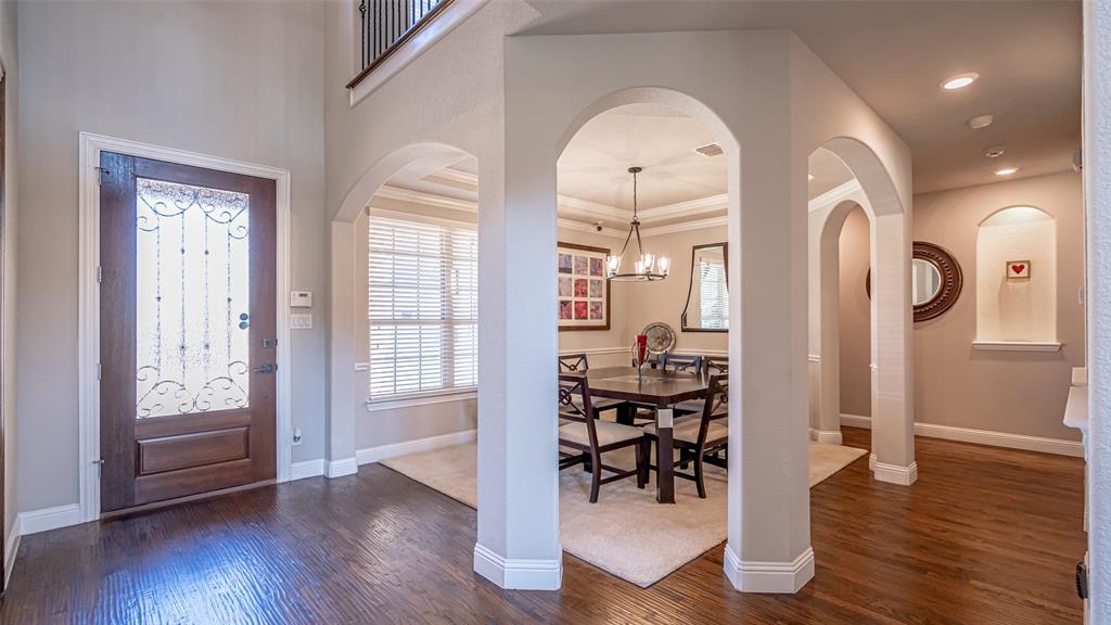 7033 Benjamin Way