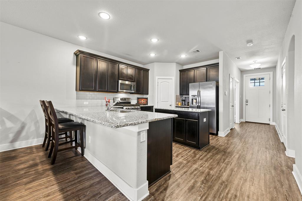 Sanger, Texas 76266, United States, 4 Bedrooms Bedrooms, ,3 BathroomsBathrooms,Residential,Active,96033