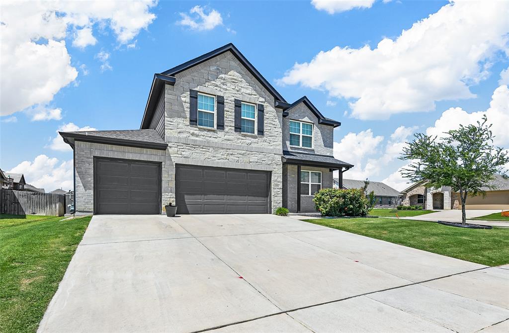 Sanger, Texas 76266, United States, 4 Bedrooms Bedrooms, ,3 BathroomsBathrooms,Residential,Active,96033