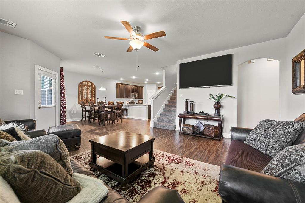 Sanger, Texas 76266, United States, 4 Bedrooms Bedrooms, ,3 BathroomsBathrooms,Residential,Active,96033