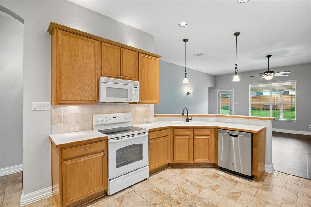 Sendera Ranch - Residential