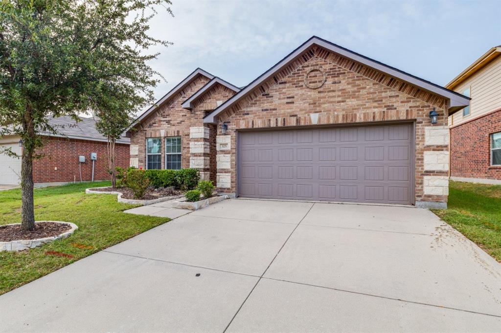 Trails Of Fossil Creek Ph I - Residential Lease