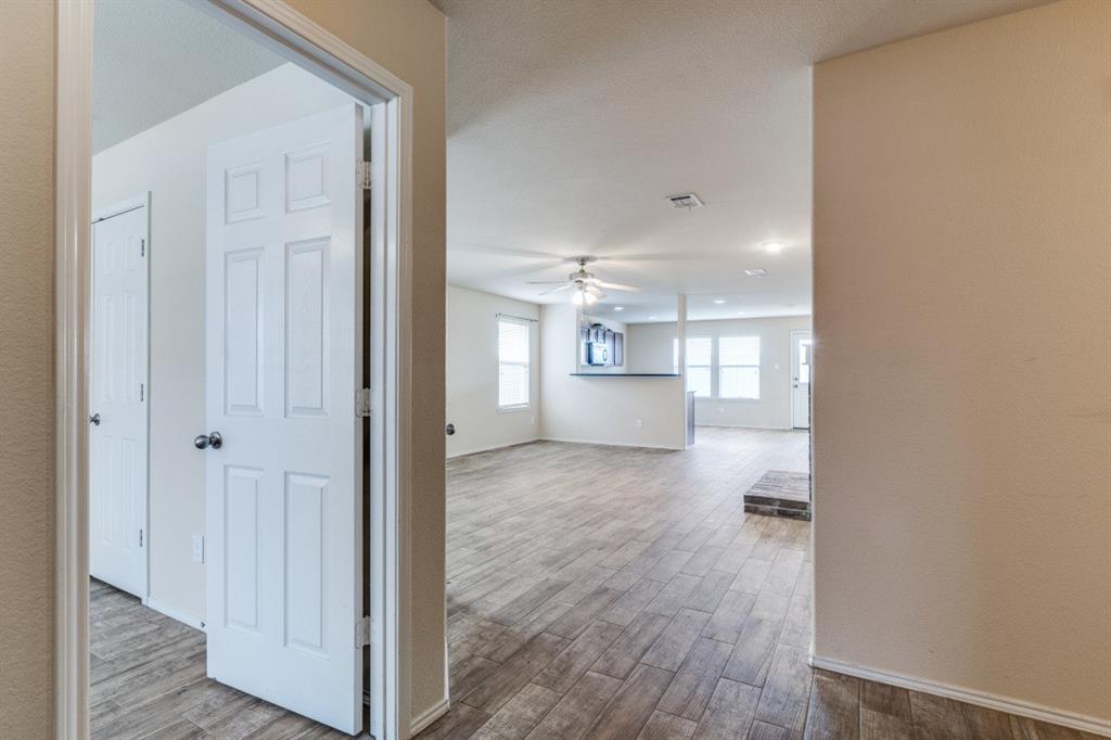 Trails Of Fossil Creek Ph I - Residential Lease