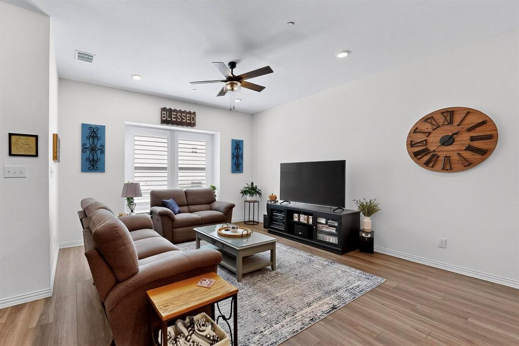 Station Ph 1 - Residential