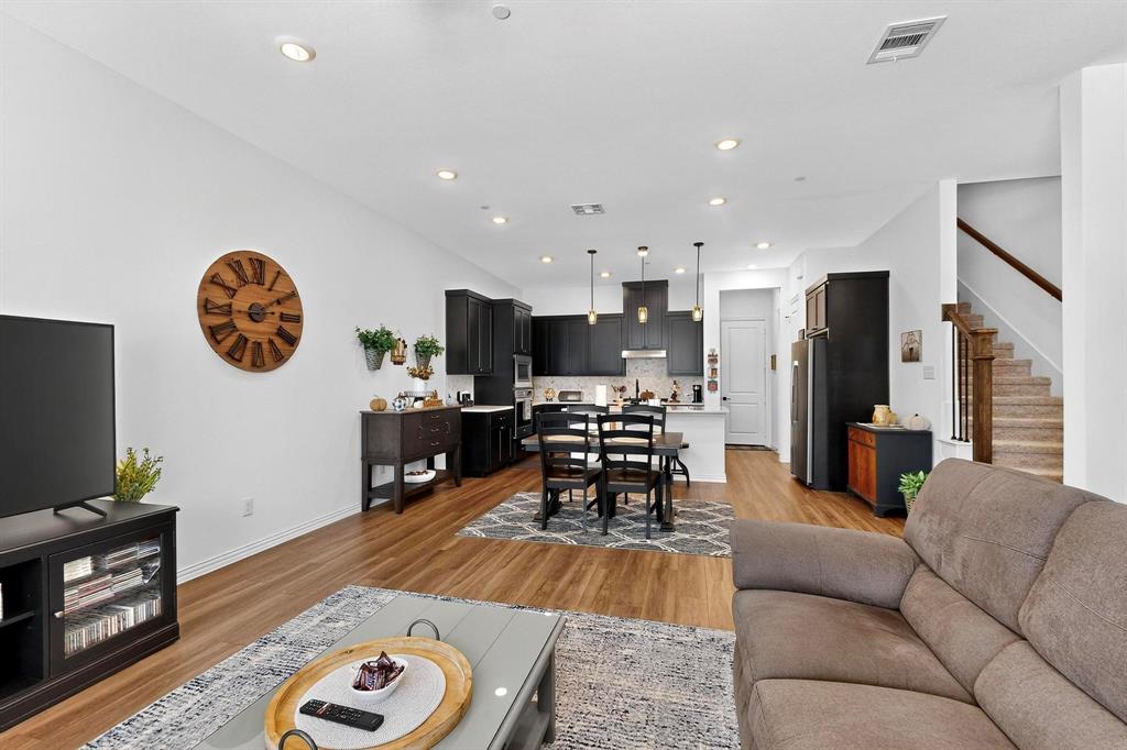 Station Ph 1 - Residential